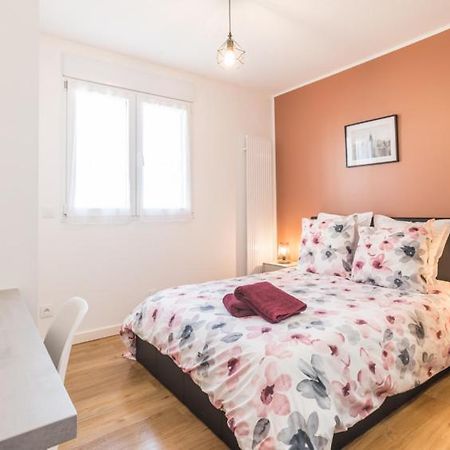 - Sublime Villa Felicidad - Proche Hypercentre - Parking - Terrasse - Wifi Viriat エクステリア 写真